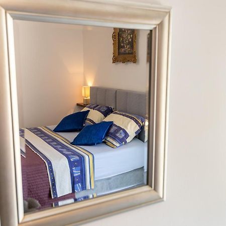 Self Check-In Apartment With Jacuzzi Мостар Екстер'єр фото