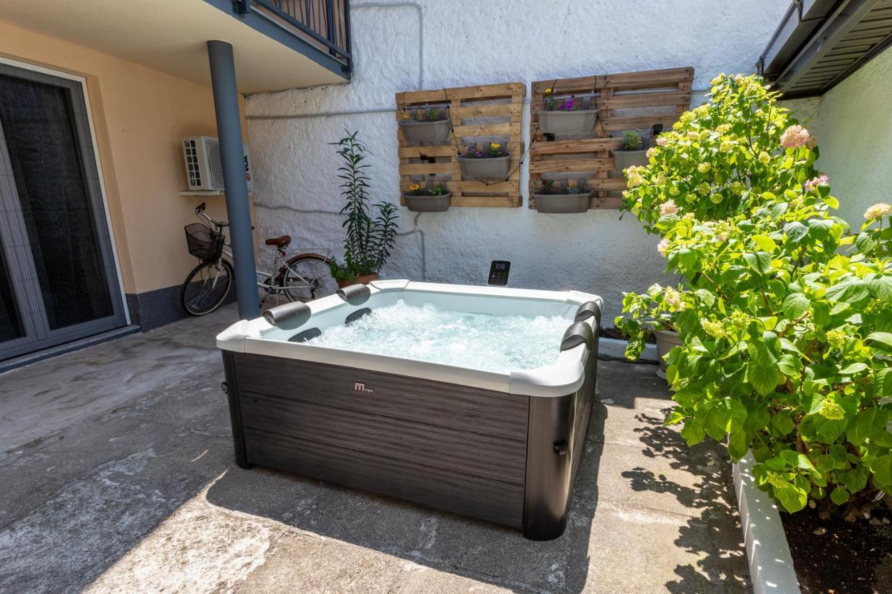Self Check-In Apartment With Jacuzzi Мостар Екстер'єр фото