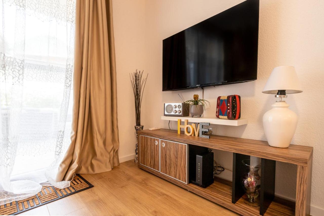 Self Check-In Apartment With Jacuzzi Мостар Екстер'єр фото