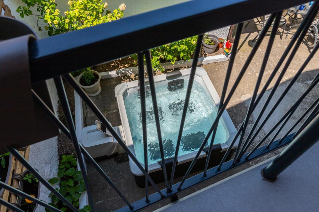 Self Check-In Apartment With Jacuzzi Мостар Екстер'єр фото